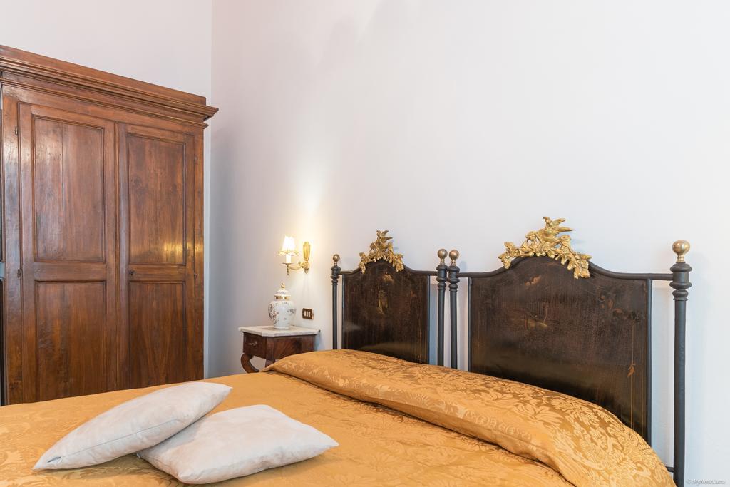 L'Antica Chaise Longue Лука Екстериор снимка